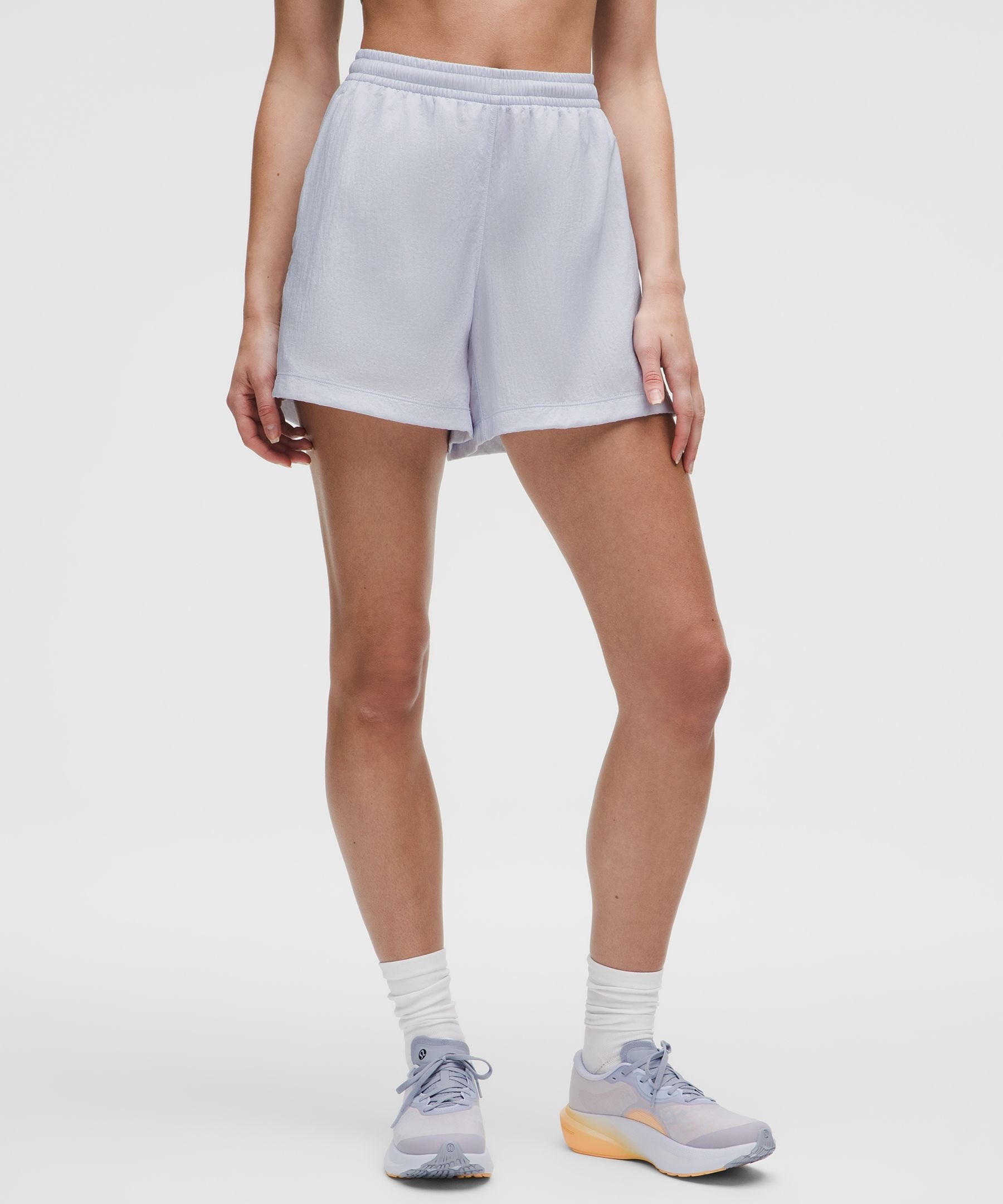 Lululemon Women's Lightweight Mid-Rise Active Short 5"