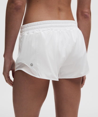 Lululemon Women's Hotty Hot Low-Rise Lined Short 2.5"