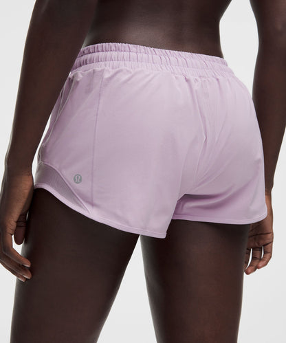 Lululemon Women's Hotty Hot Low-Rise Lined Short 2.5"