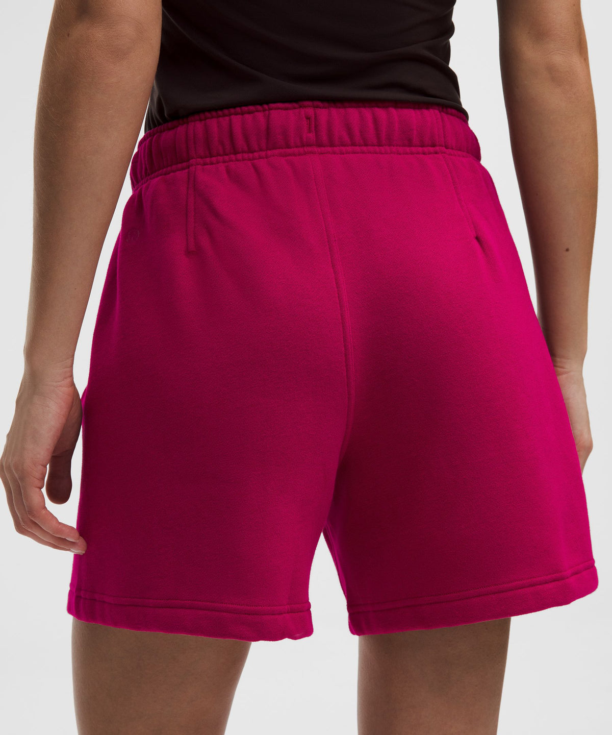 Lululemon Women's Scuba High-Rise Short 5"