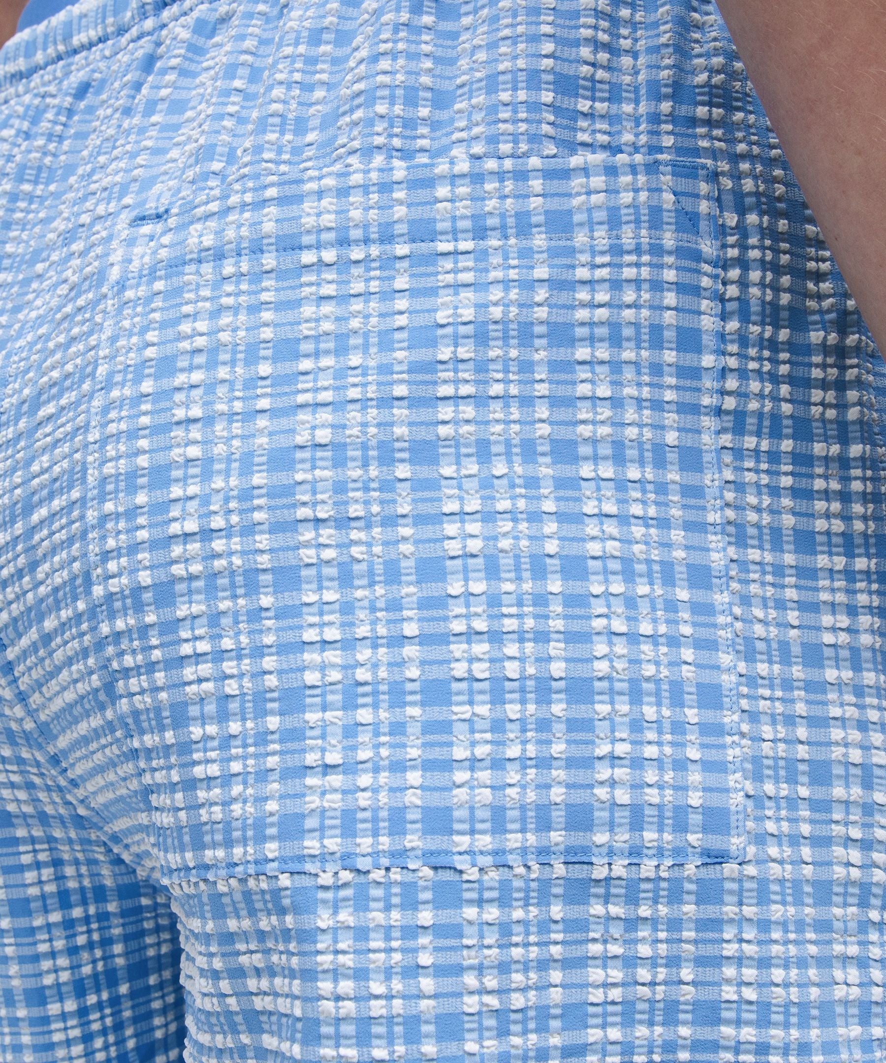 Lululemon Women's Seersucker Check Mid-Rise Pull-On Short 3"
