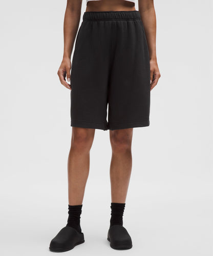 Lululemon Women's Scuba Mid-Rise Bermuda Short 11"