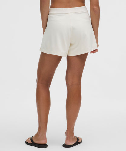 Lululemon Women's Softstreme Pique Mid-Rise Short 4"
