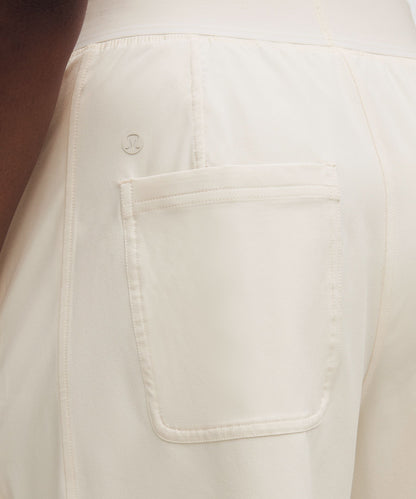 Lululemon Women's Swift Relaxed Short 9" *Logo Waistband