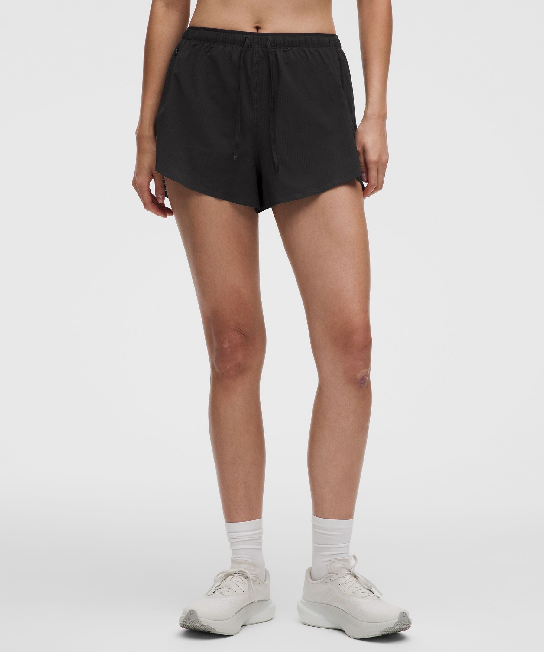 Lululemon Women's Textured Mesh High-Rise Running Short 2.5"