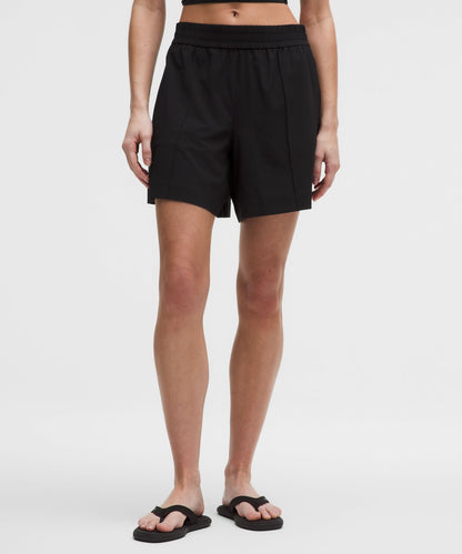 Lululemon Women's Breezily Mid-Rise Short 6"