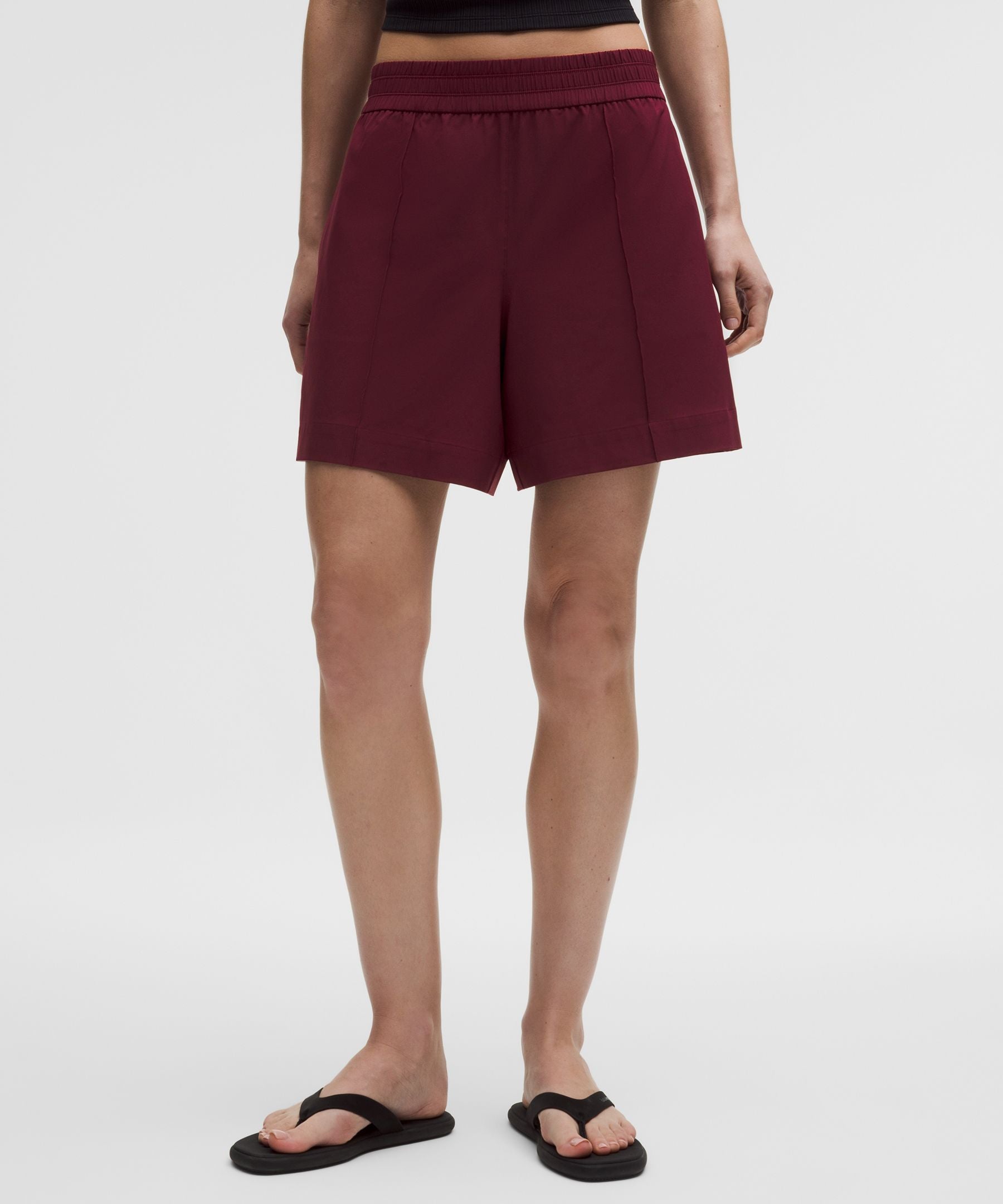Lululemon Women's Breezily Mid-Rise Short 6"