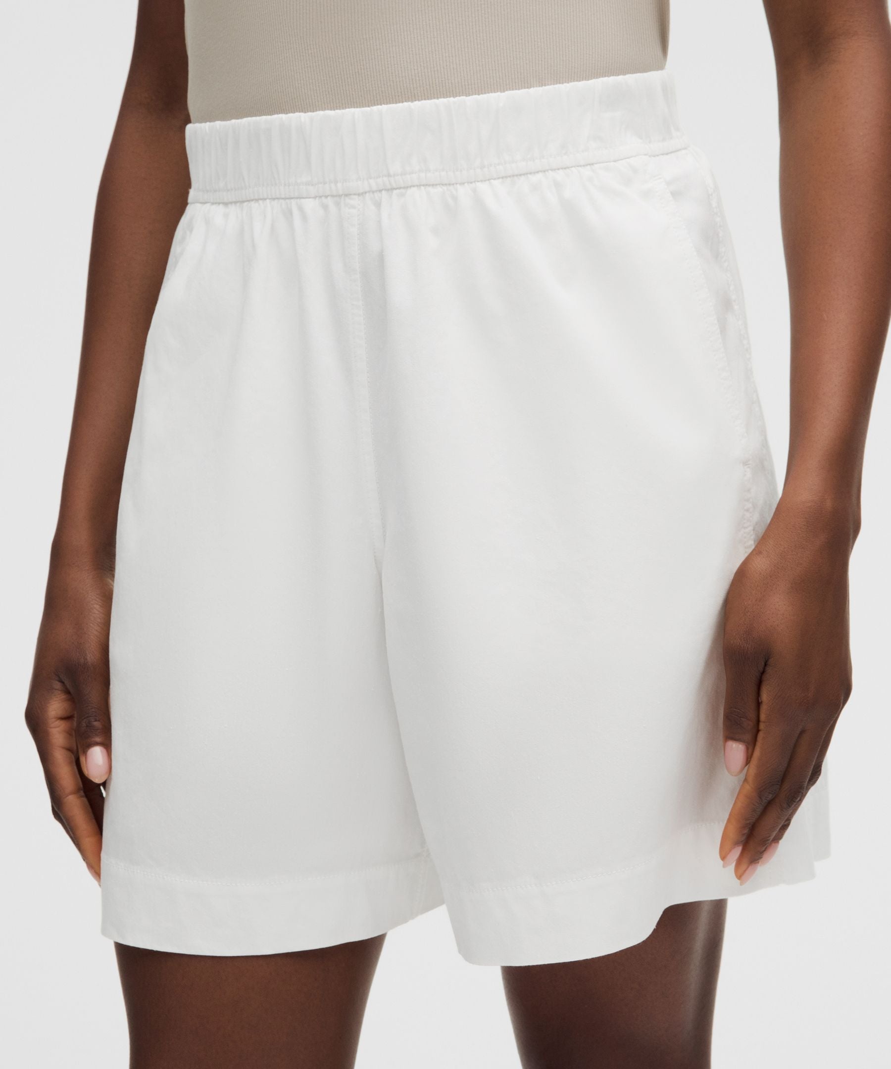 Lululemon Women's LuluLinen High-Rise Relaxed-Fit Short 7"
