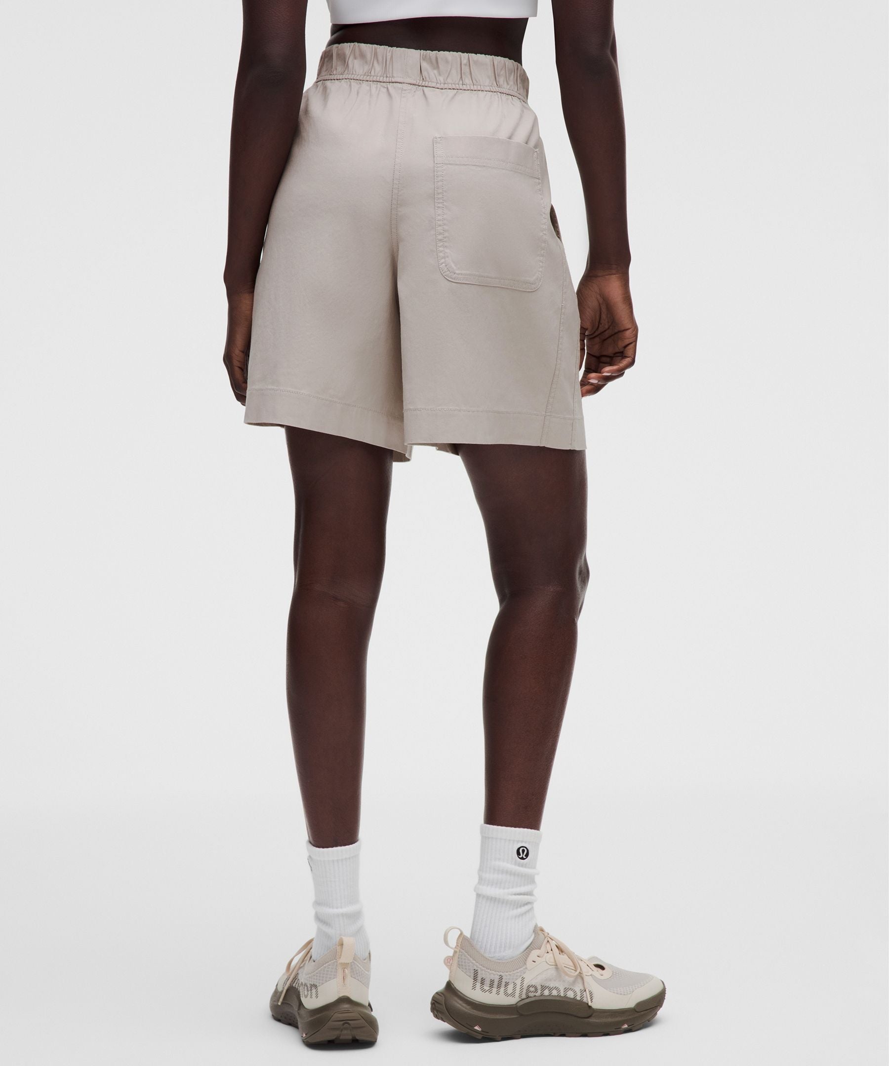 Lululemon Women's LuluLinen High-Rise Relaxed-Fit Short 7"