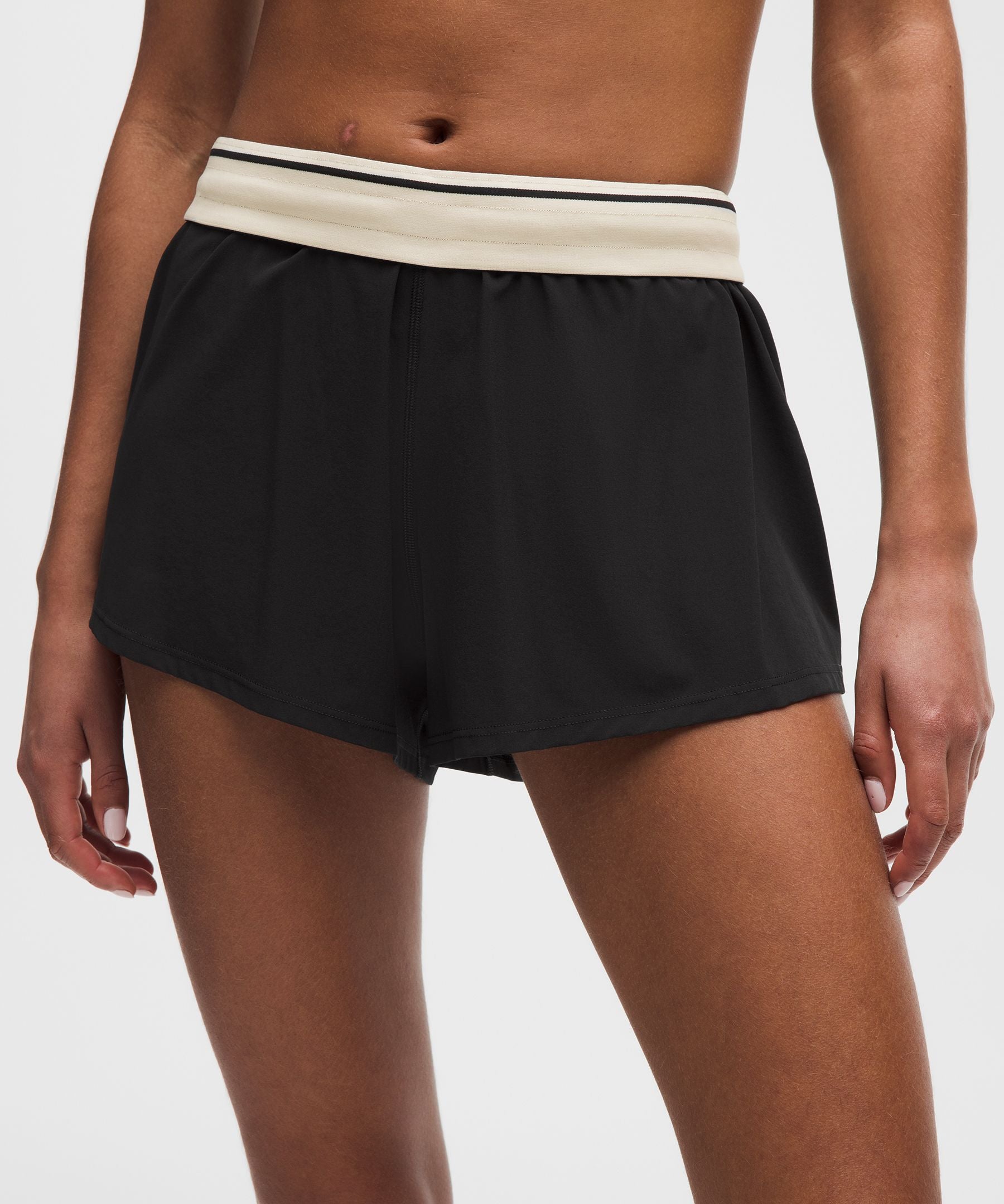 Lululemon Women's Swift Relaxed High-Rise Running Short 2.5"