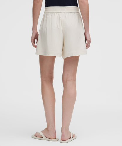 Lululemon Women's Breezily Mid-Rise Short 6"