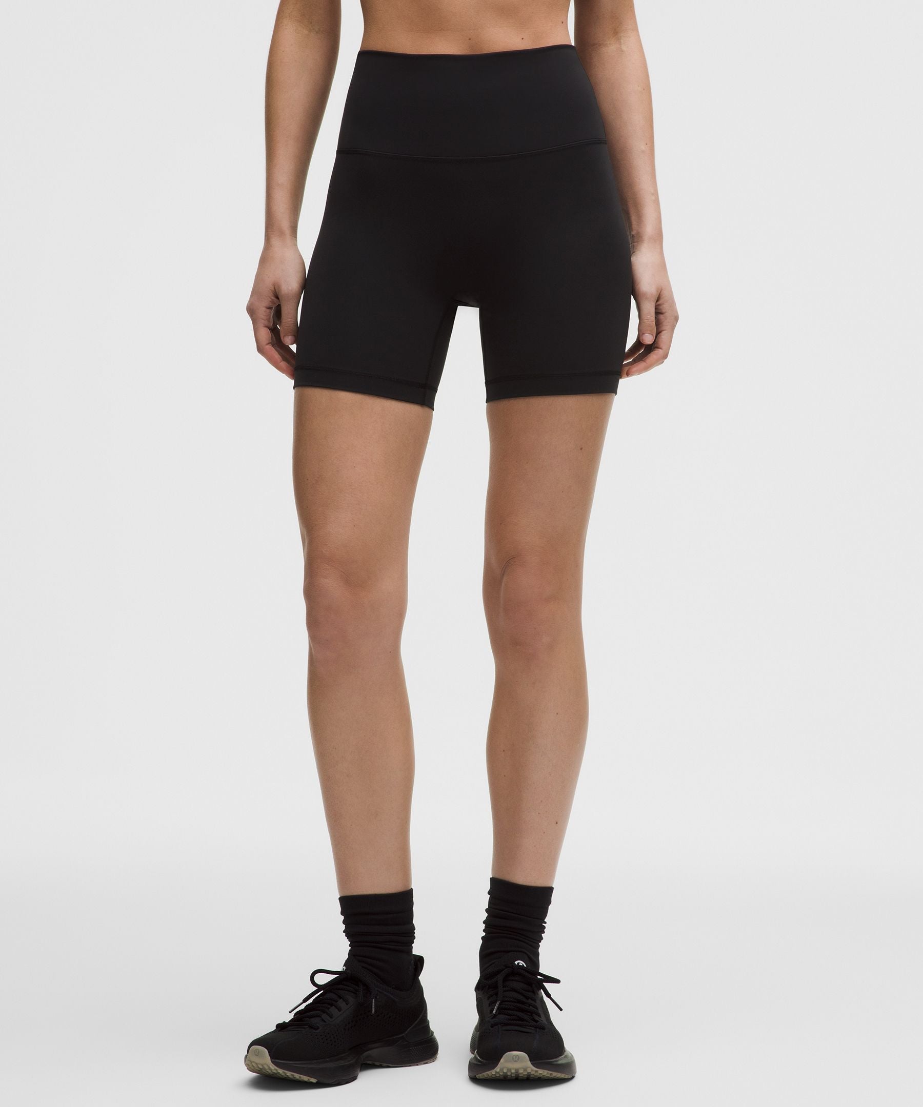 Lululemon Women's Wunder Train No Line High-Rise Short 6"