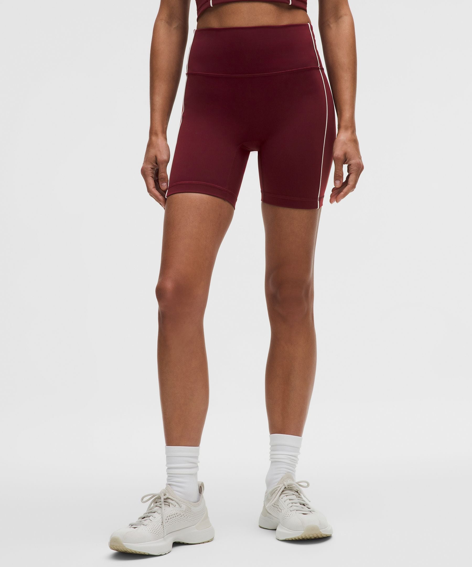 Lululemon Women's Wunder Train No-Line Piped High-Rise Short 6"