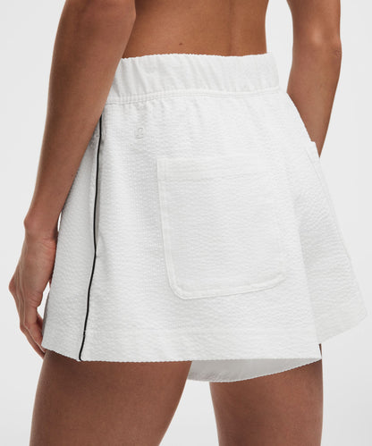 Lululemon Women's Seersucker WovenAir High-Rise Pleated Short 3.5"