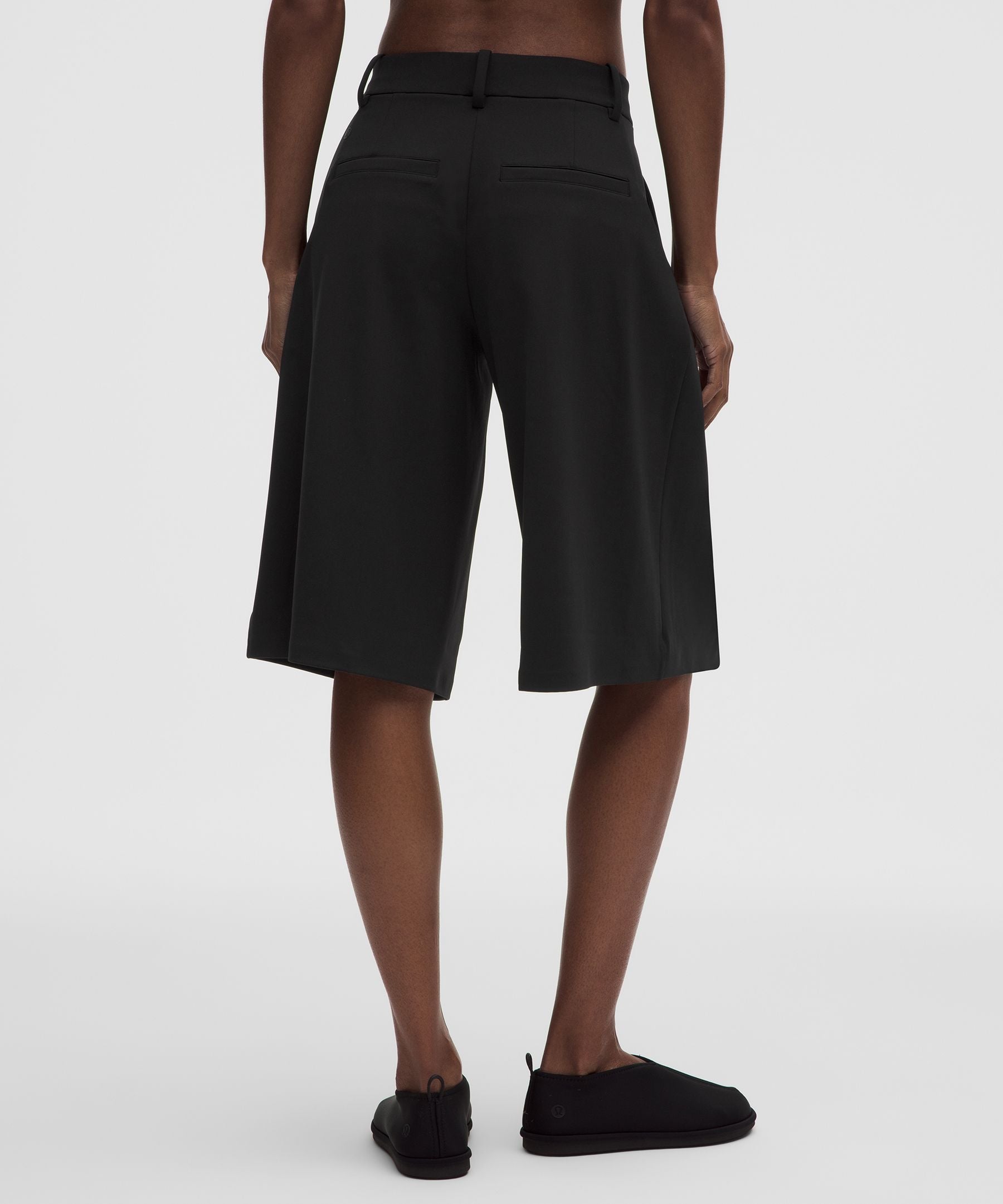 Lululemon Women's Daydrift Low-Rise Relaxed-Fit Short 14"