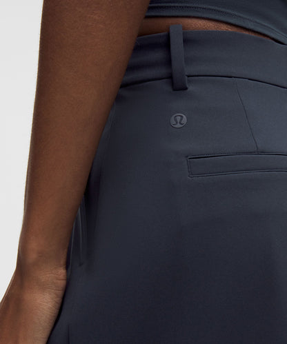 Lululemon Women's Daydrift Low-Rise Relaxed-Fit Short 14"