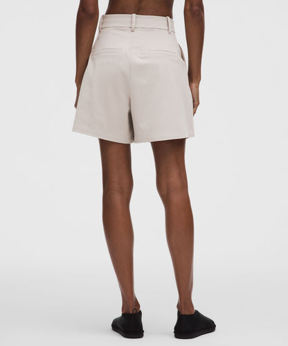Lululemon Women's Daydrift Pleated High-Rise Short 5"