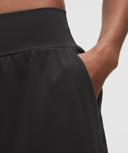 Lululemon Women's Groove Mid-Rise Relaxed Bermuda Short