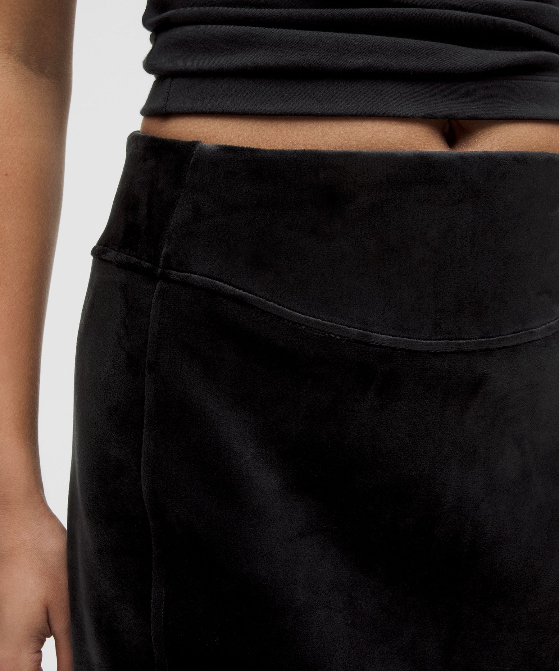Lululemon Scuba Mid-Rise Mini Skirt *Velvet