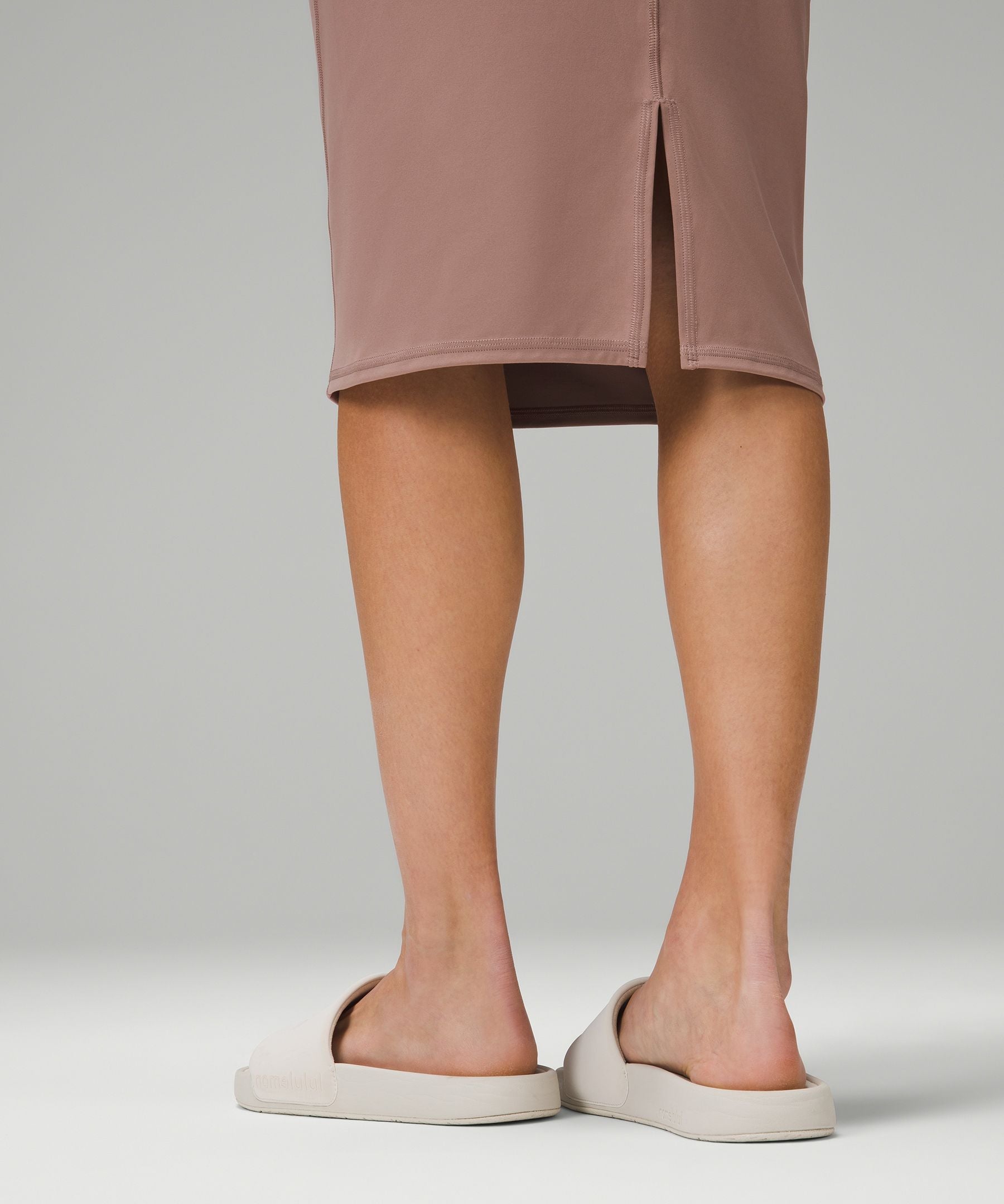 Lululemon Nulu Slim-Fit High-Rise Midi Skirt