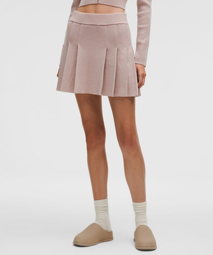 Lululemon Ribbed Merino Wool Mid-Rise Pleated Skirt
