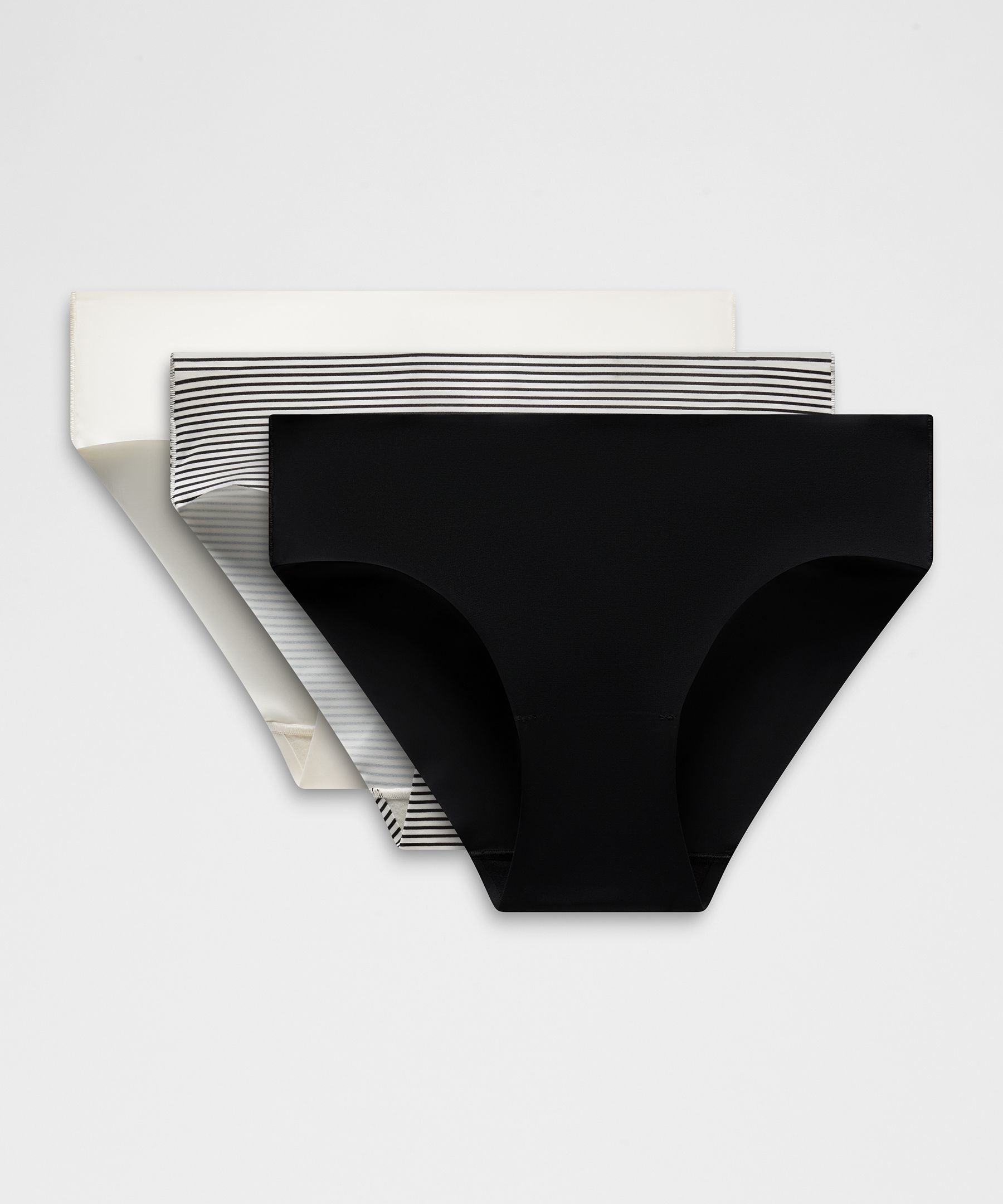 Lululemon InvisiWear Mid-Rise Bikini Underwear *3 Pack