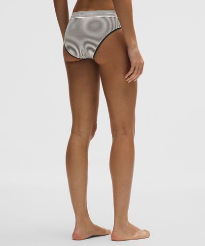 Lululemon UnderEase Mid-Rise Bikini Underwear *3 Pack