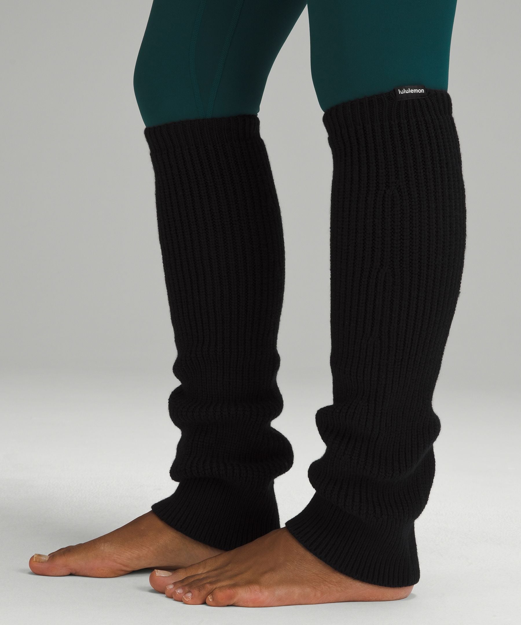 Lululemon Women's Ribbed Knit Merino Wool-Blend Leg Warmer Black