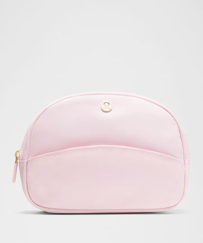 Lululemon City Essentials Pouch 4L