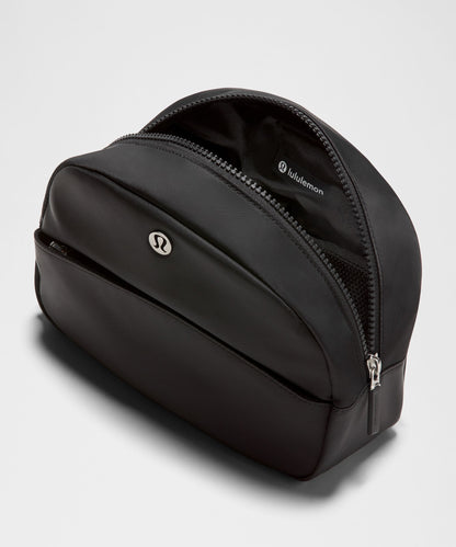 Lululemon City Essentials Pouch 4L