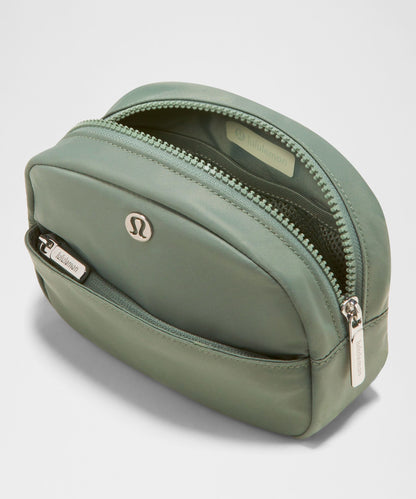 Lululemon City Essentials Pouch *Mini 2L