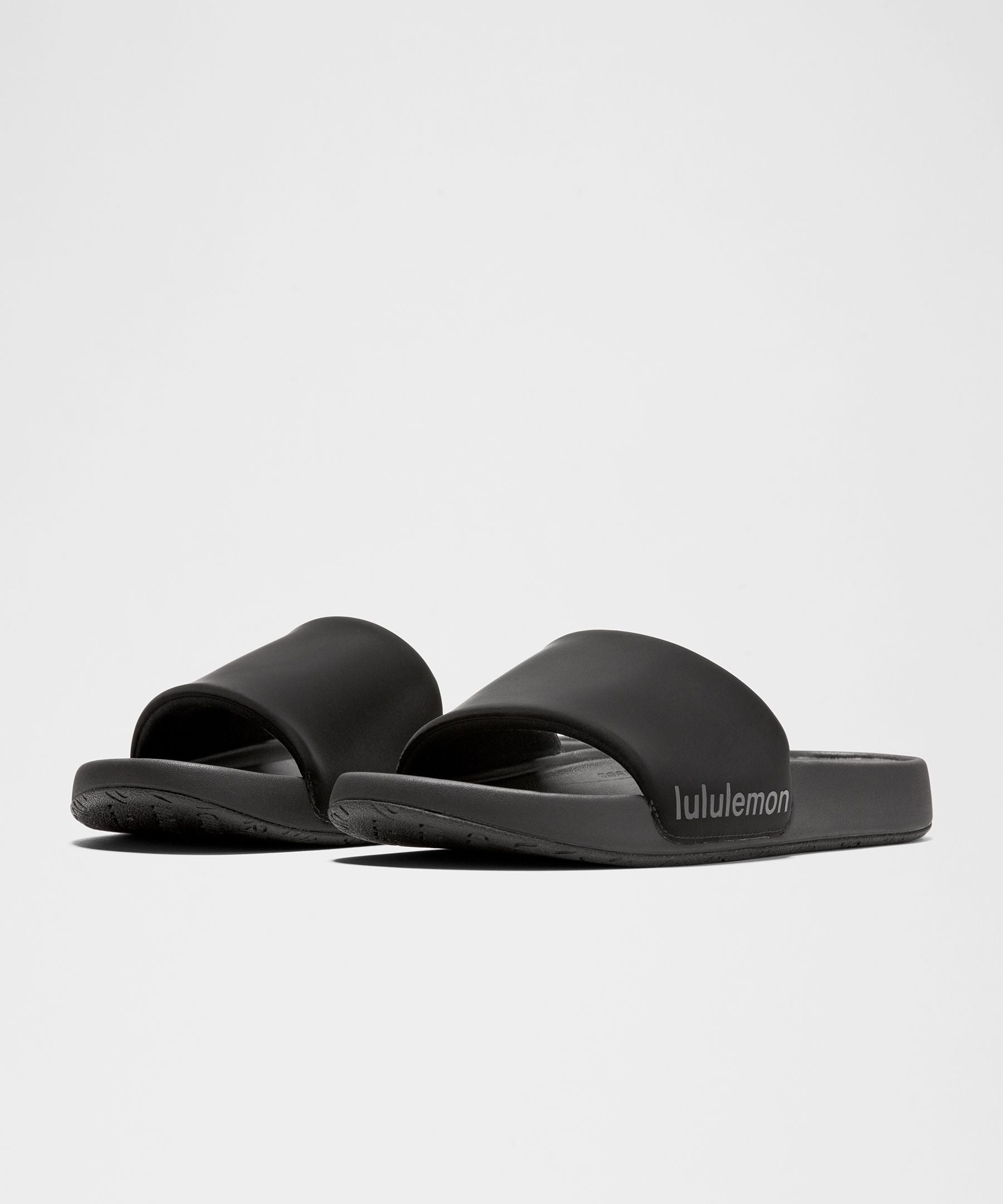 Lululemon Women's Restfeel Slide Black/Graphite Grey
