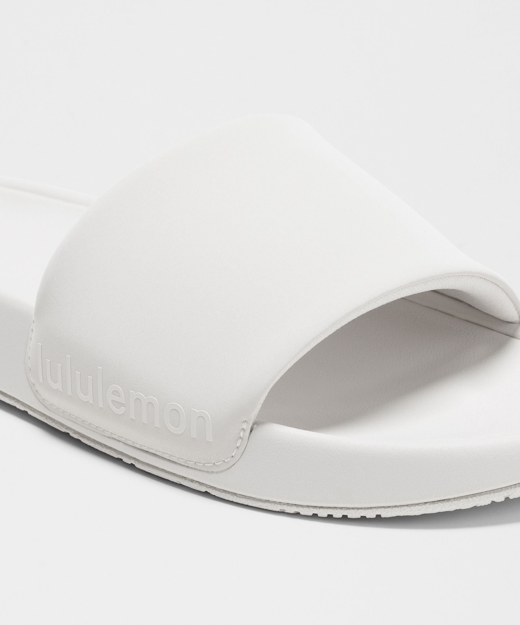Lululemon Women's Restfeel Slide Light Vapor/Light Vapor/Light Vapor