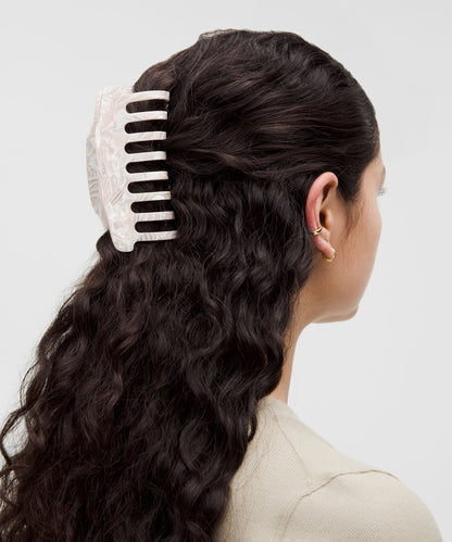 Lululemon Jumbo Claw Clip