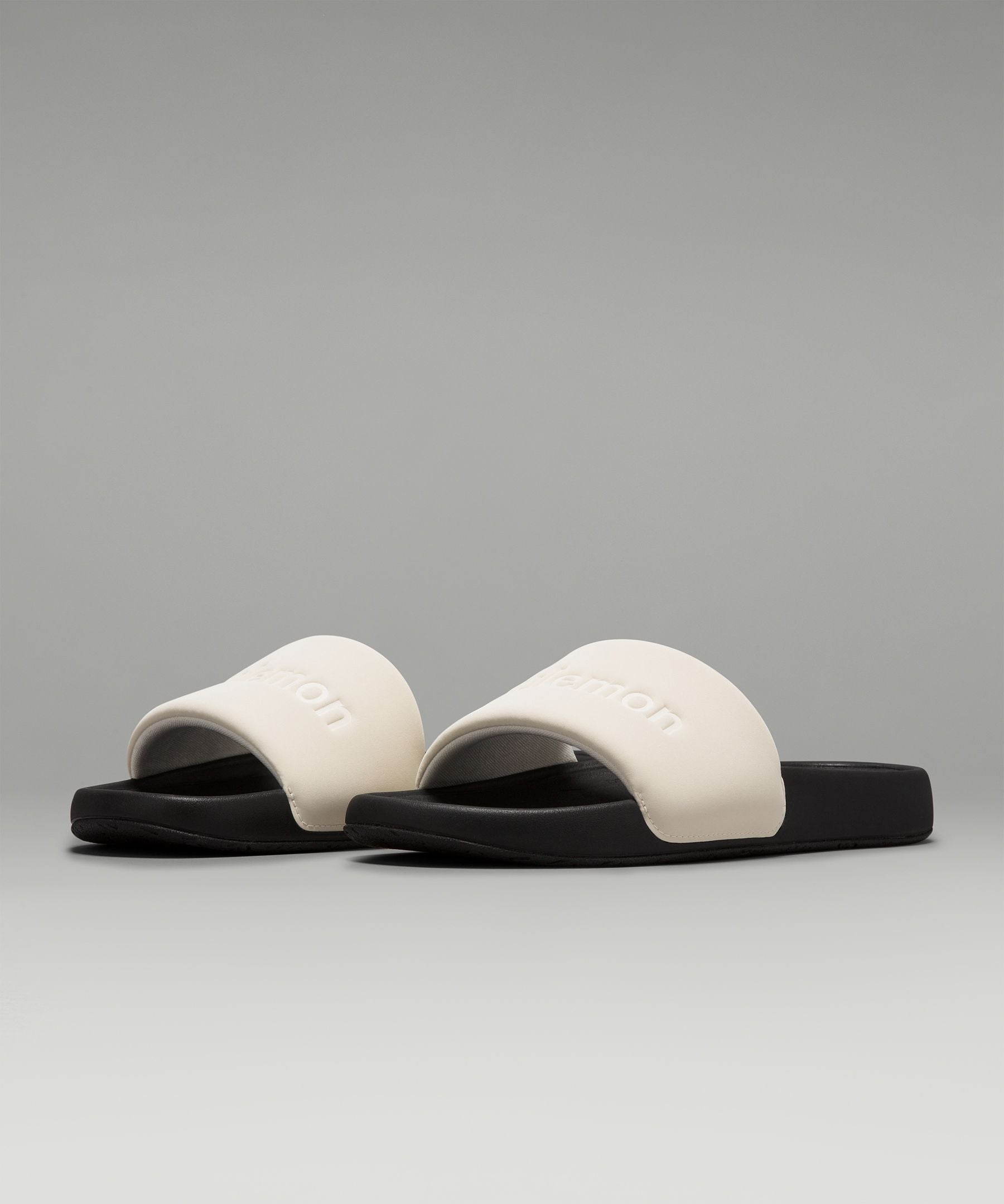 #color_light-ivory/black/light-ivory
