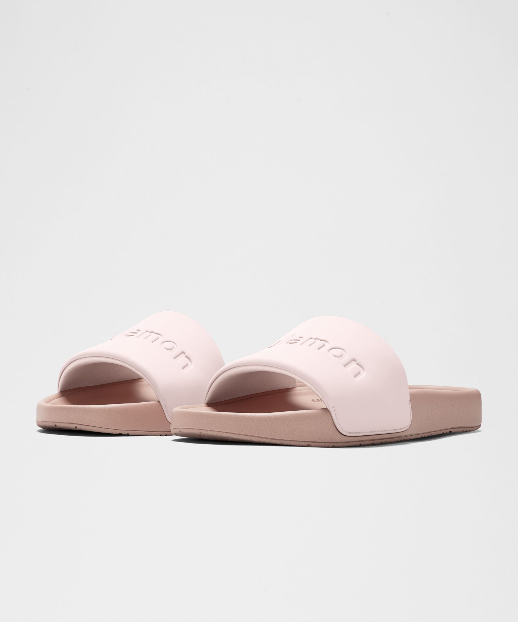 #color_porcelain-pink/ashen-rose/porcelain-pink