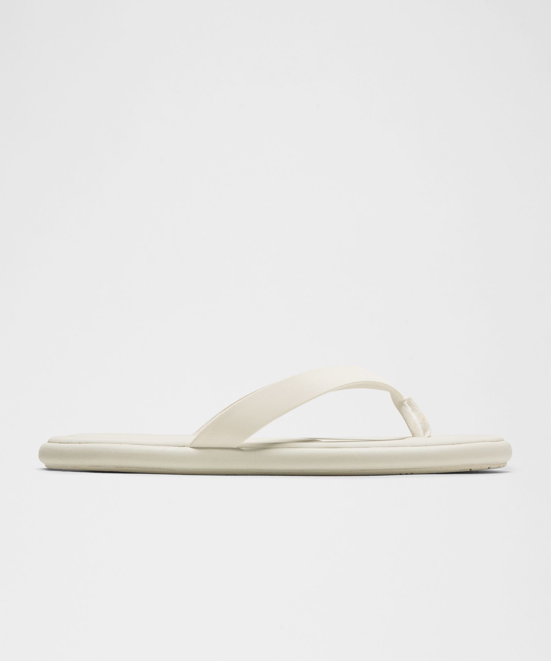 Lululemon Women's Restfeel Flip-Flop