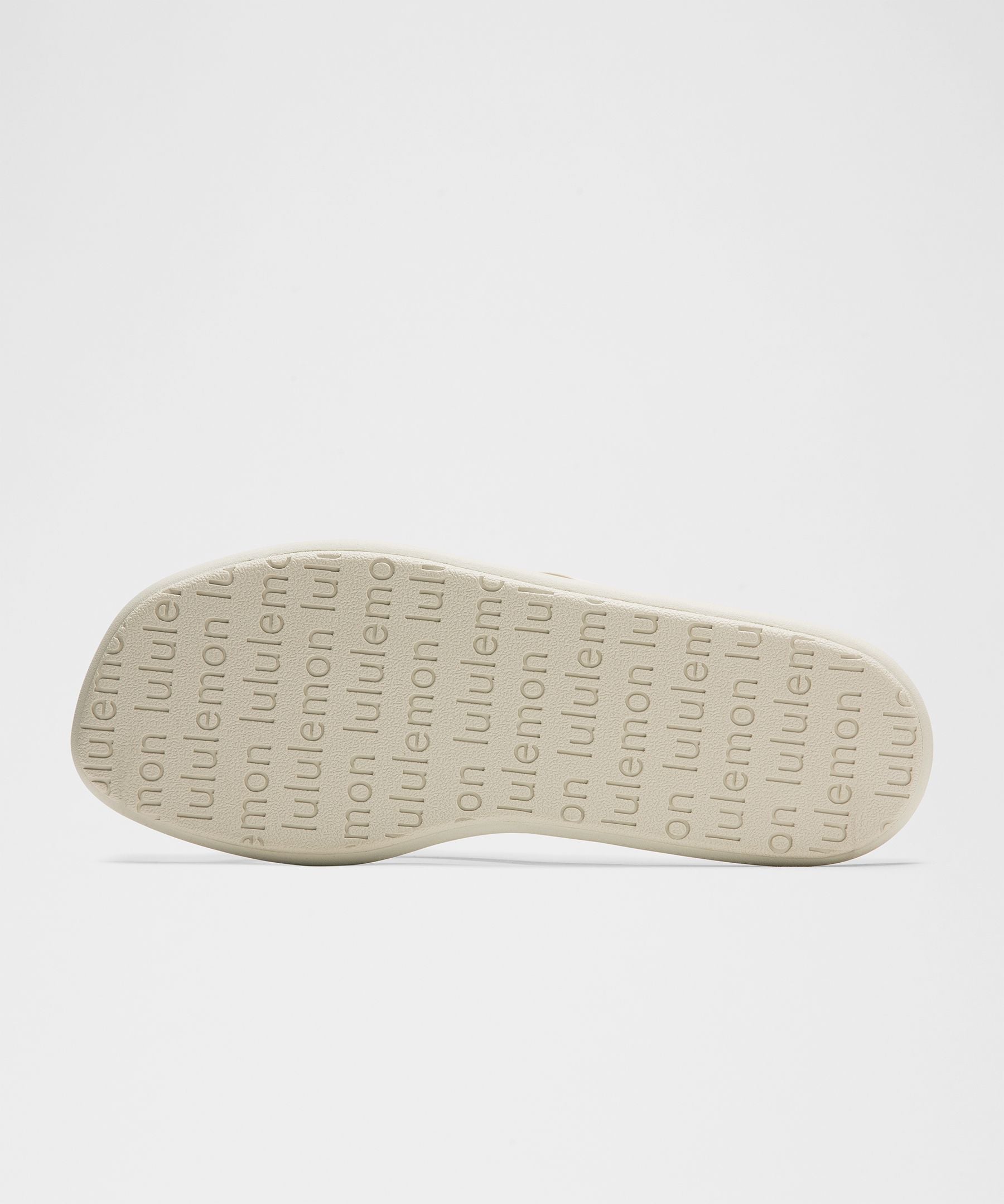 Lululemon Women's Restfeel Flip-Flop