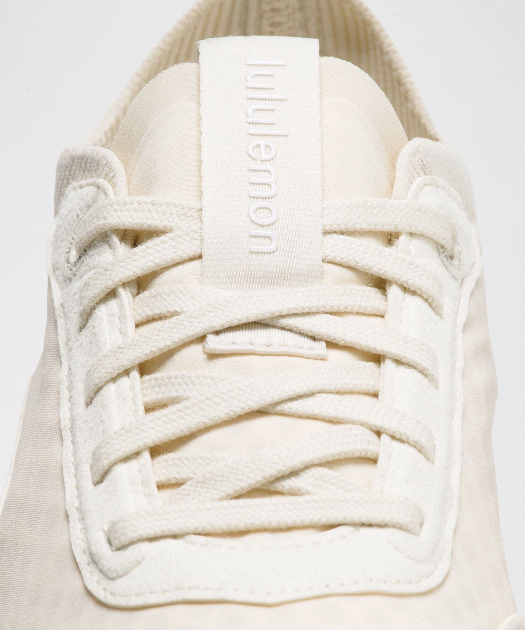 Lululemon Women's CrossCity Sneaker