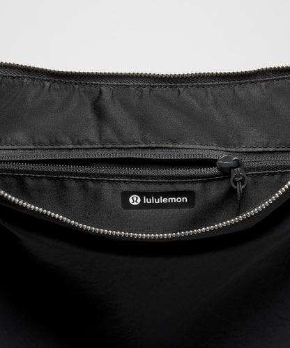 Lululemon Convertible Ruched Strap Crossbody Bag 6.5L
