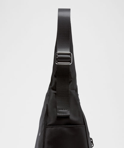 Lululemon City Essentials Shoulder Bag 4L