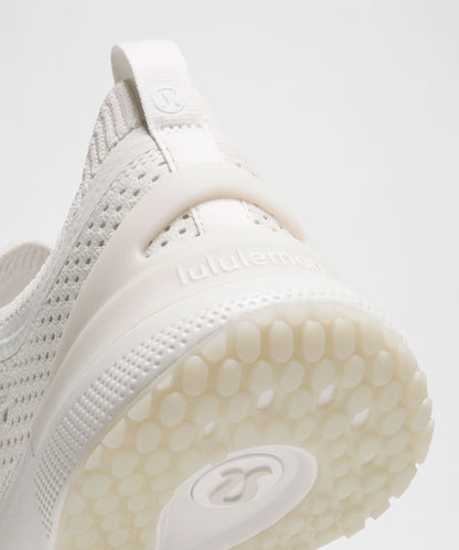 Lululemon Women's Chargefeel 3 Workout Shoe