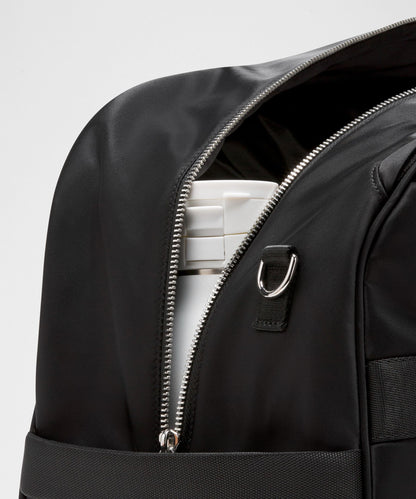Lululemon City Essentials Duffle Bag 28L