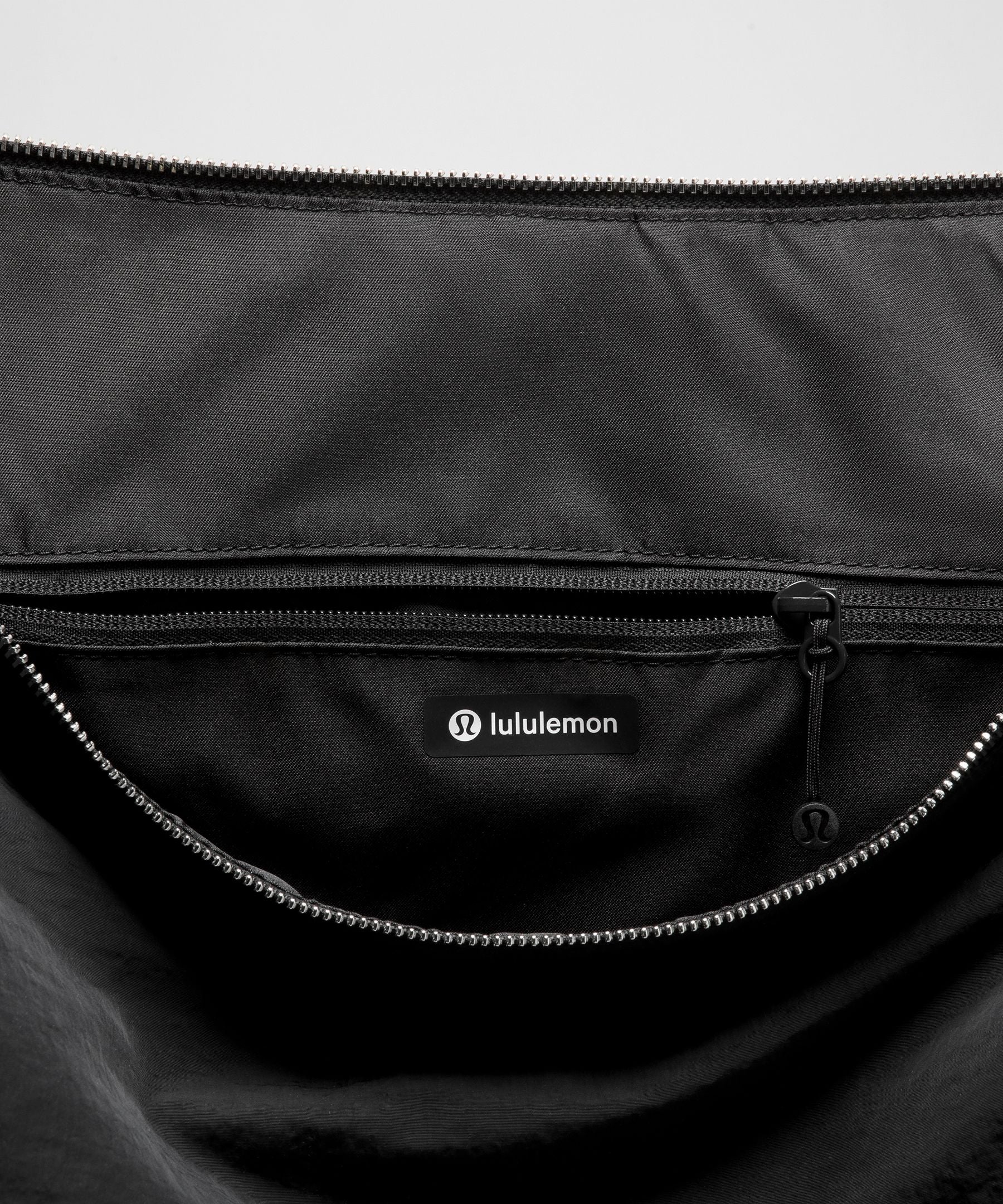 Lululemon Convertible Ruched Crossbody Bag *Large 16L