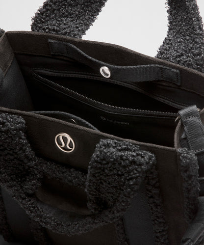 Lululemon Boxy Mini Tote Bag 4.5L *Faux Shearling Trims