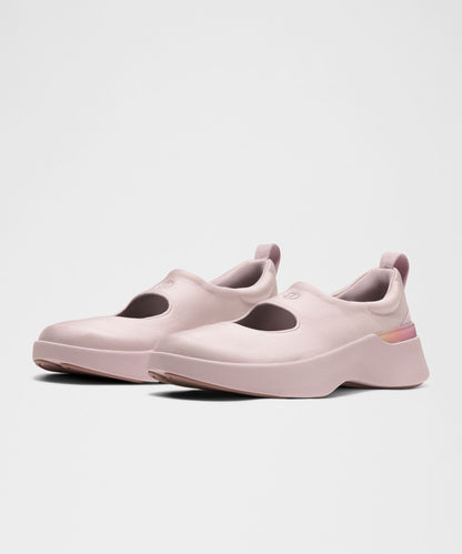 Lululemon Women's Mary Train Sneaker