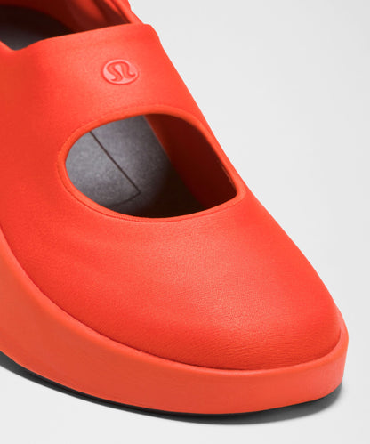 Lululemon Women's Mary Train Sneaker