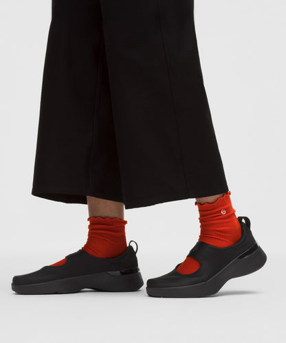 Lululemon Women's Mary Train Sneaker