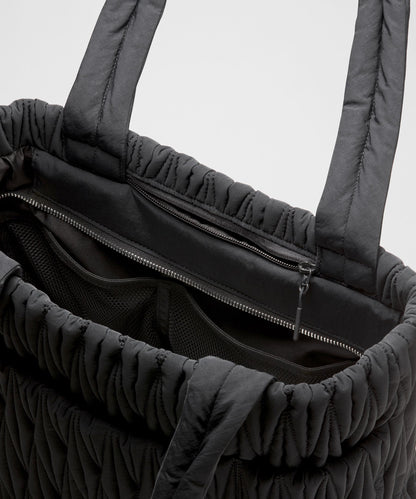 Lululemon Diamond Quilt Tote Bag 14L