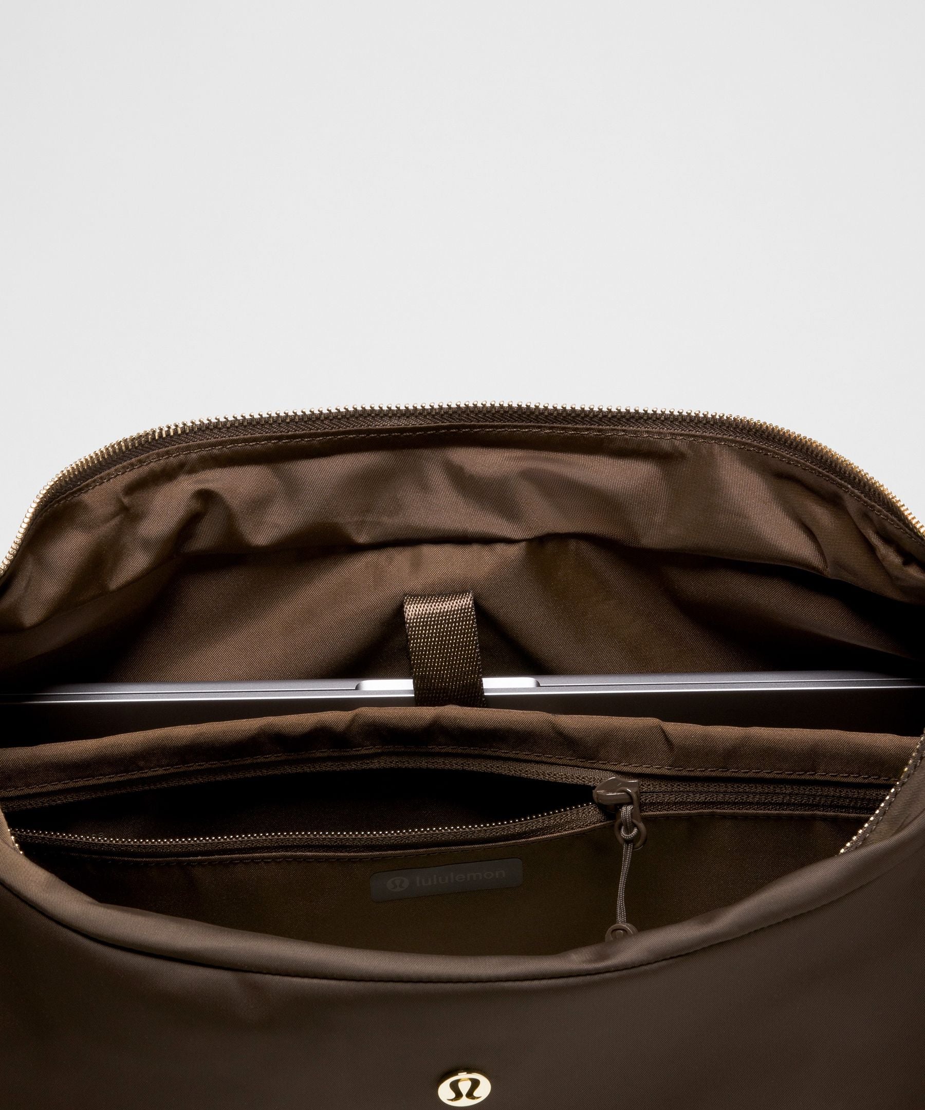 Lululemon City Essentials Oversized Shoulder Bag 18L